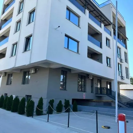 Best City Green Craiova Exterior photo